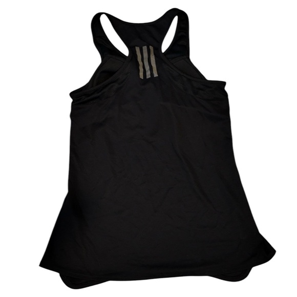 Adidas Designed for training Tank top with built in bra, Size M - Picture 3 of 6